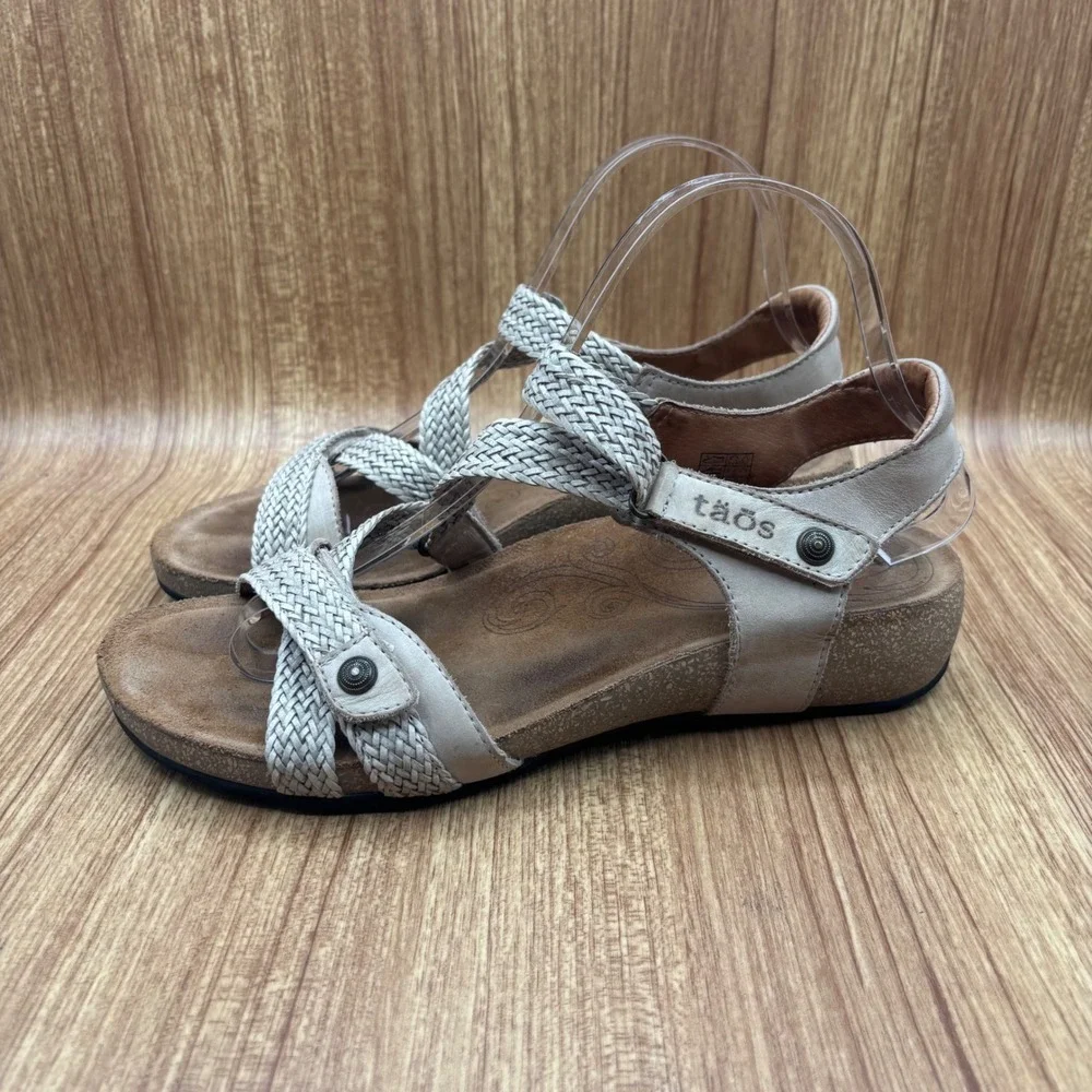 Taos Trulie Sandal Womens 9-9.5 Stone Beige Woven Leather Strappy Spain Comfort